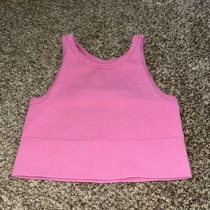 cute pink chevron pattern tank!!🩷